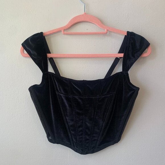 Victoria's Secret Dream Angels Cap Sleeve Velvet Corset & Sheer Panty - Picture 2 of 9